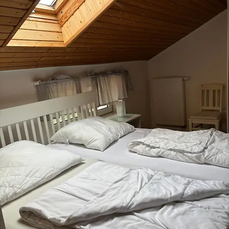 アパート Frankenhof ツィングシュト